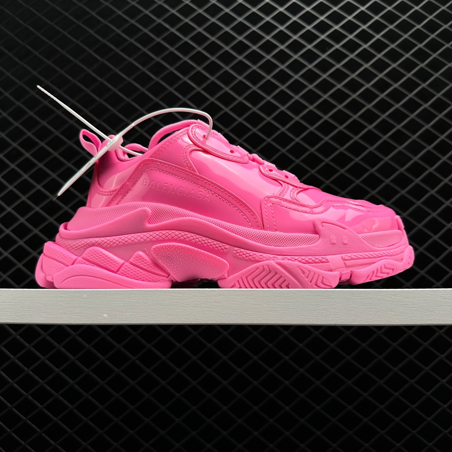 Balenciaga Triple S Sneaker Pink 734953W2PAA5000 - Stylish and Trendy Footwear